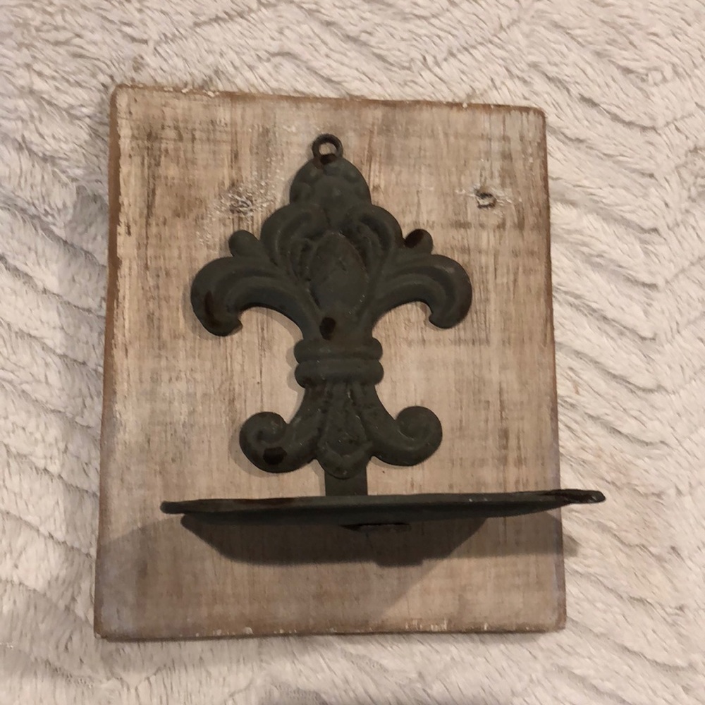 Shabby chic soap dish